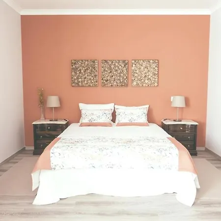Сasa de vacaciones House With 7 Bedrooms In With Wonderful Sea View Shared Pool Enclosed Garden 18 Km From The Beach Estoi