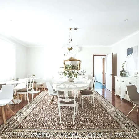 House With 7 Bedrooms In With Wonderful Sea View Shared Pool Enclosed Garden 18 Km From The Beach *