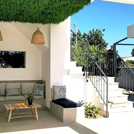 Σπίτι διακοπών House With 7 Bedrooms In With Wonderful Sea View Shared Pool Enclosed Garden 18 Km From The Beach Estoi